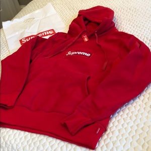 Supreme Sweatshirt